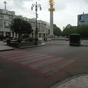  Апартаменты Saba On Dadiani Street